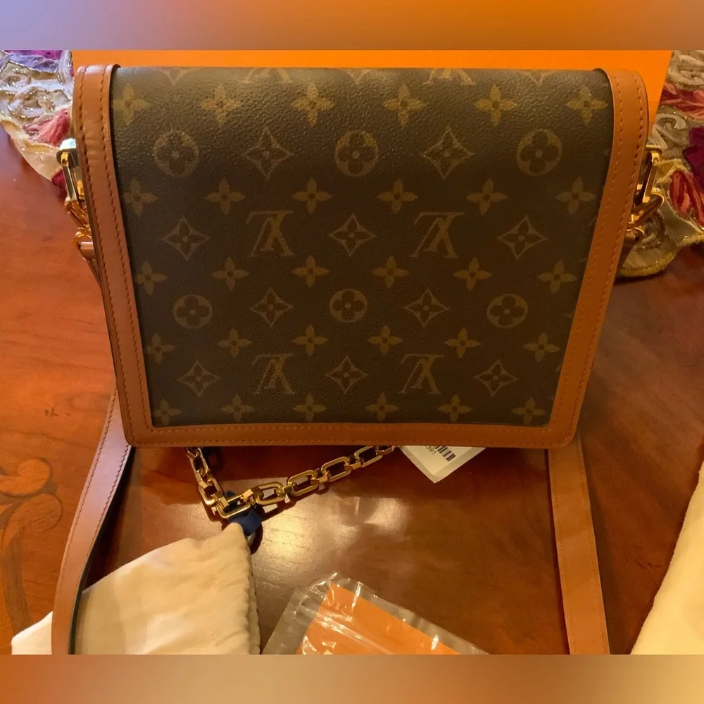 ❤️❤️ LOUIS VUITTON Monogram Reverse Dauphine MM❤️❤️